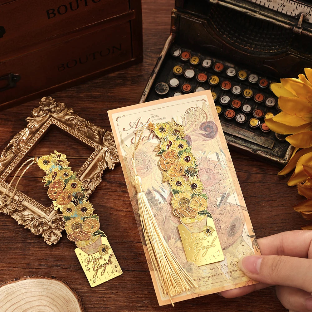 Vintage Artistic Metal Bookmark, Hollow Painting Design With Long Tassel For Office Book Lovers Reading Gift Stationery